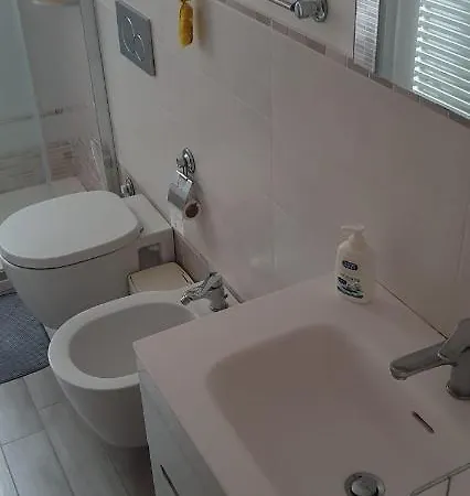 Apartament Scacciapensieri Vicino Al Policlinico E Al Centro Citta