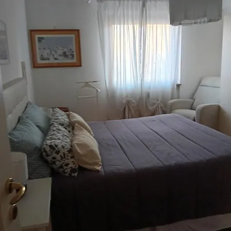 Scacciapensieri Vicino Al Policlinico E Al Centro Citta Apartament