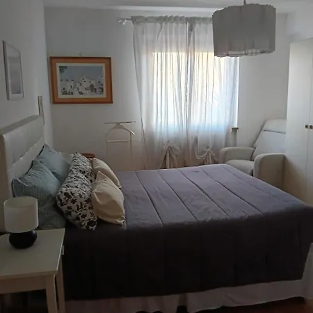 Scacciapensieri Vicino Al Policlinico E Al Centro Citta Apartmán *