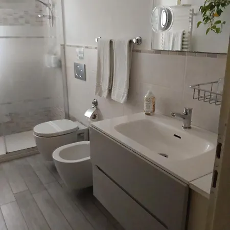 Scacciapensieri Vicino Al Policlinico E Al Centro Citta *