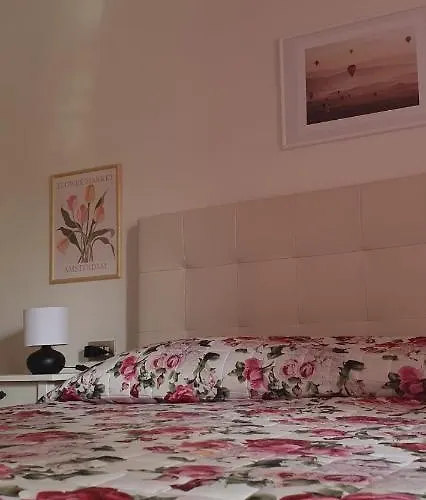 Scacciapensieri Vicino Al Policlinico E Al Centro Citta Apartman