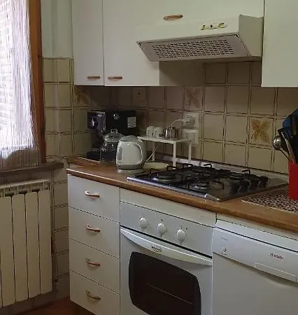 Apartment Scacciapensieri Vicino Al Policlinico E Al Centro Citta *